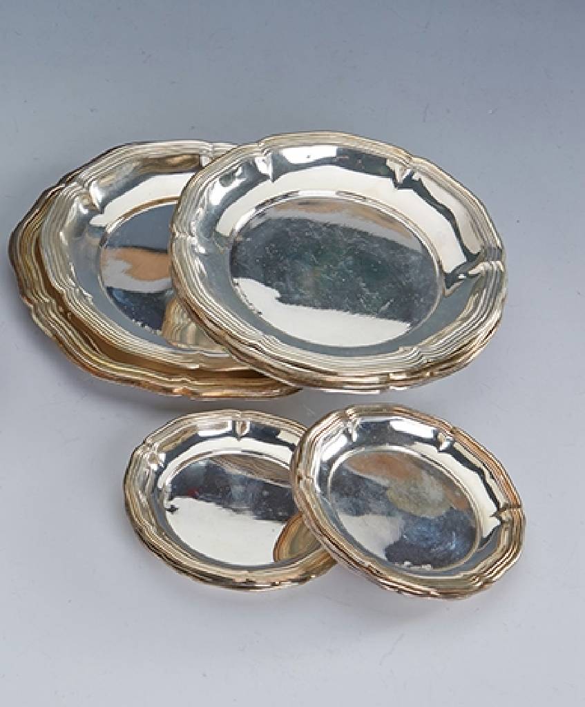 Set: 6 Gläser-, 1 Flaschenuntersetzer und 6 Knabberschälchen, deutsch, Gebr. Deyhle, Schwäbisch-Gmünd, Barockstil, 1 x für Flasche, D ca. 14 ...
