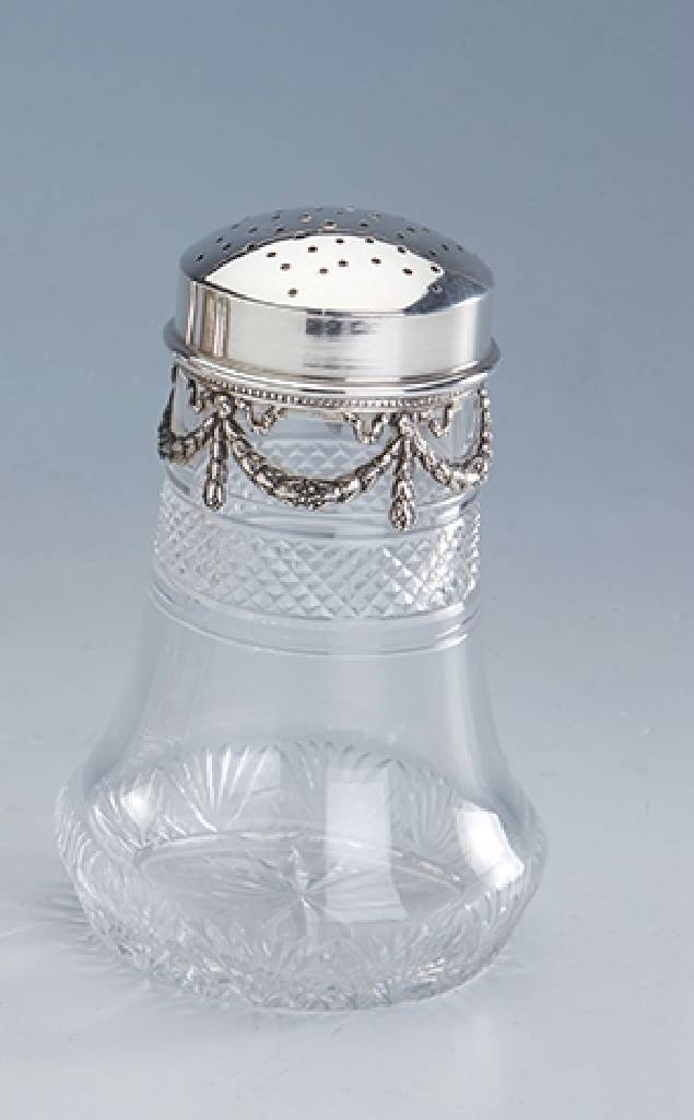 Zuckerstreuer, Bruckmann & Söhne/Heilbronn, um1900, 800er Silber, Klassizismus, mit Blumengirlanden, Glas geschnitten, H. ca. 12 cm