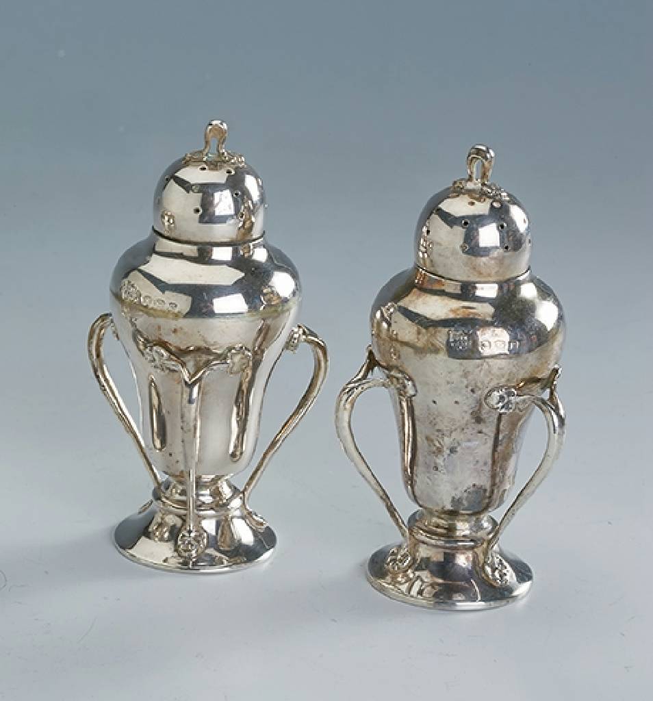 2 Gewürzstreuer, reiner Jugendstil, England um 1907, Sheffield, 925er Silber, H ca. 9 cm