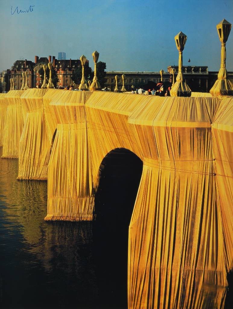 Christo, geb. 1935, "The Pont Neuf Wrapped", Farboffset auf dickem Papier, handsigniert, ca. 84x64 cm