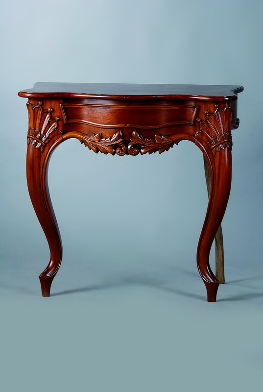 Konsole, Frankreich, um 1850, Mahagoni massiv, geschnitzt, Oberfläche mit Schellack aufgefrischt, ca. 77x79x40 cm