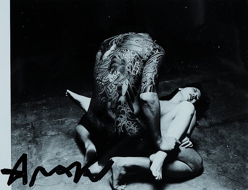 Detail a: Nobuyoshi Araki, geb. 1940, zwei Multiple Karten, Farboffsets, je handsigniert, ca. 15x10,5 cm, unter Glas gerahmt