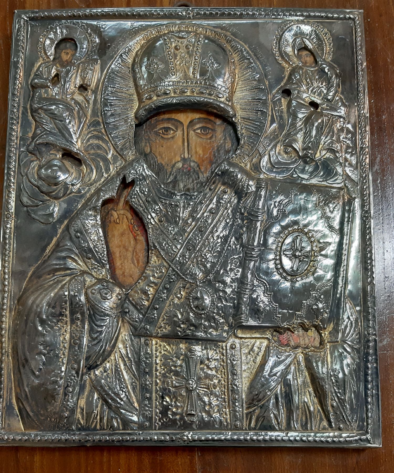 Detail b: Ikone, wohl Polen/Moldawien, um 1840-50, Heiligendarstellung, vergoldetes Oklad, 84er Silber, ca. 34x27cm