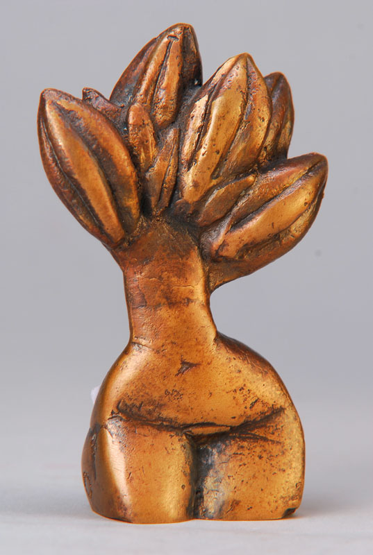 Barbara Rumpf, geb. 1960 Neustadt, Bronzeskulptur für den Herrenhof, Daphne, num. 1/25, monogrammiert BR, ca. 10.5x7 cm