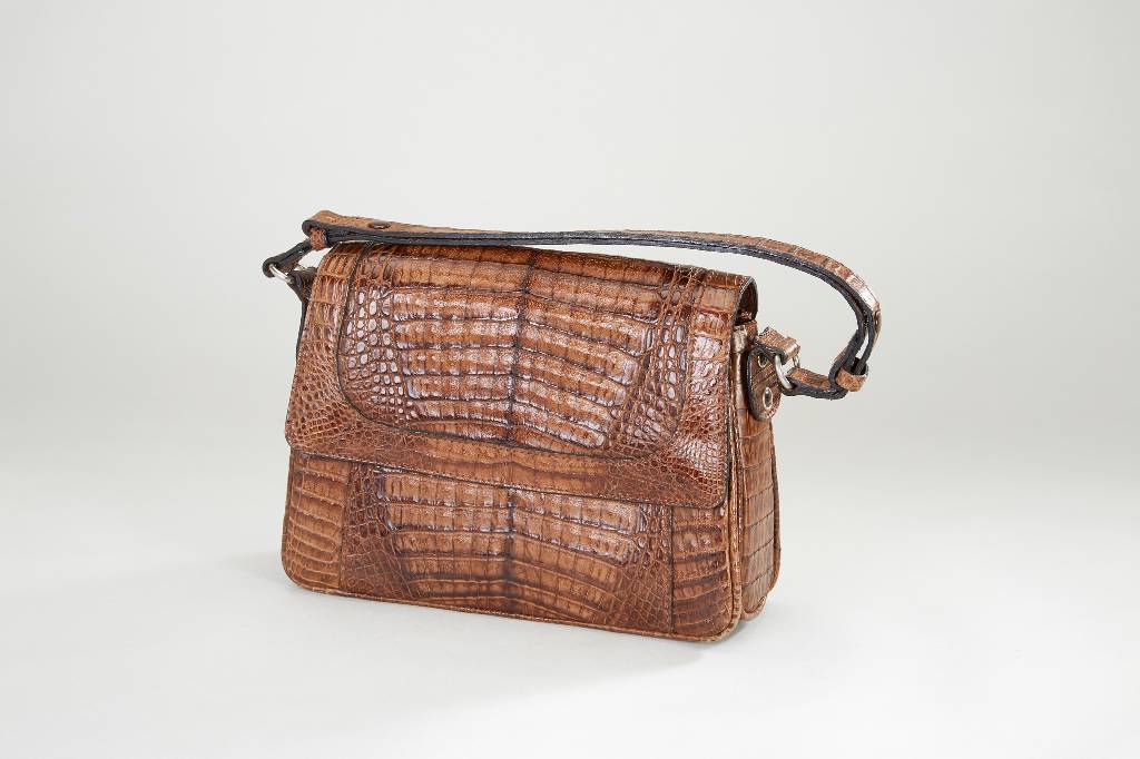 JAGUAR Handtasche, Krokodilleder, Farbe Braun, reiche Innenunterteilung, Umhänge- bzw.Trageriemen, ausgesuchte Bauchpartien, ca. 28 x 21 cm, bitte ...