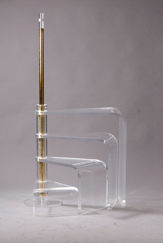 Bibliotheksleiter, 80er Jahre, 4 Stufen, drehbar, massiv Plexiglas, Achse Metall mit Plexiglasgriff, Gebr.-Spuren, H. ca. 128 cm, Radius ca. 62 cm