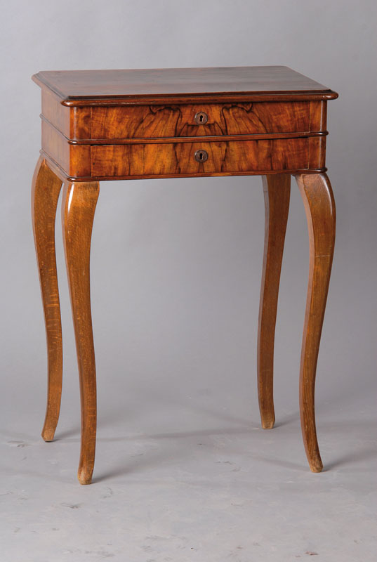 Nähtischchen, um 1890, Wurzelnussfurnier, 2 -schübig, Beine barockförmig geschweift, ca. 76x55x40 cm