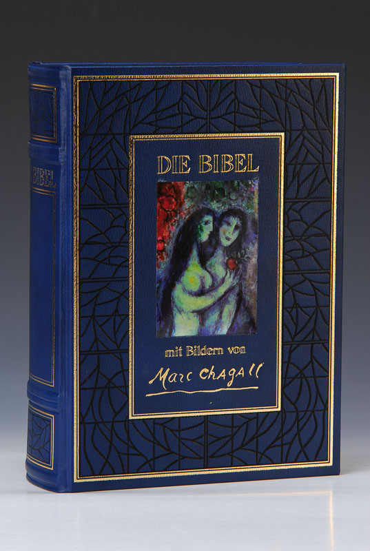 Die Bibel mit Illustrationen von Marc Chagall, Pattloch Verlag, 1990, Ledereinband mit Gold-, Blind- und Farbprägung, dreiseitiger Goldschnitt, mit ...