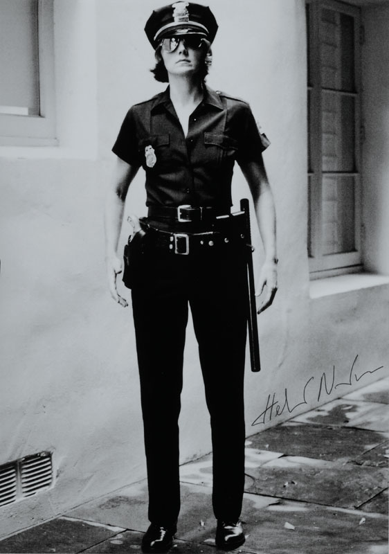 Helmut Newton, 1920 Berlin - 2004 Los Angeles, s/w Fotografie, handsigniert, ca. 29x20 cm