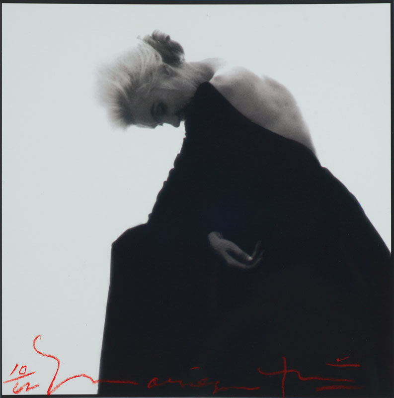 Bert Stern, geb. 1929-2013, "Marilyn in black dress", Fotografie, handsigniert und nummeriert 10/62, mit Zertifikat, ca. 33x48 cm