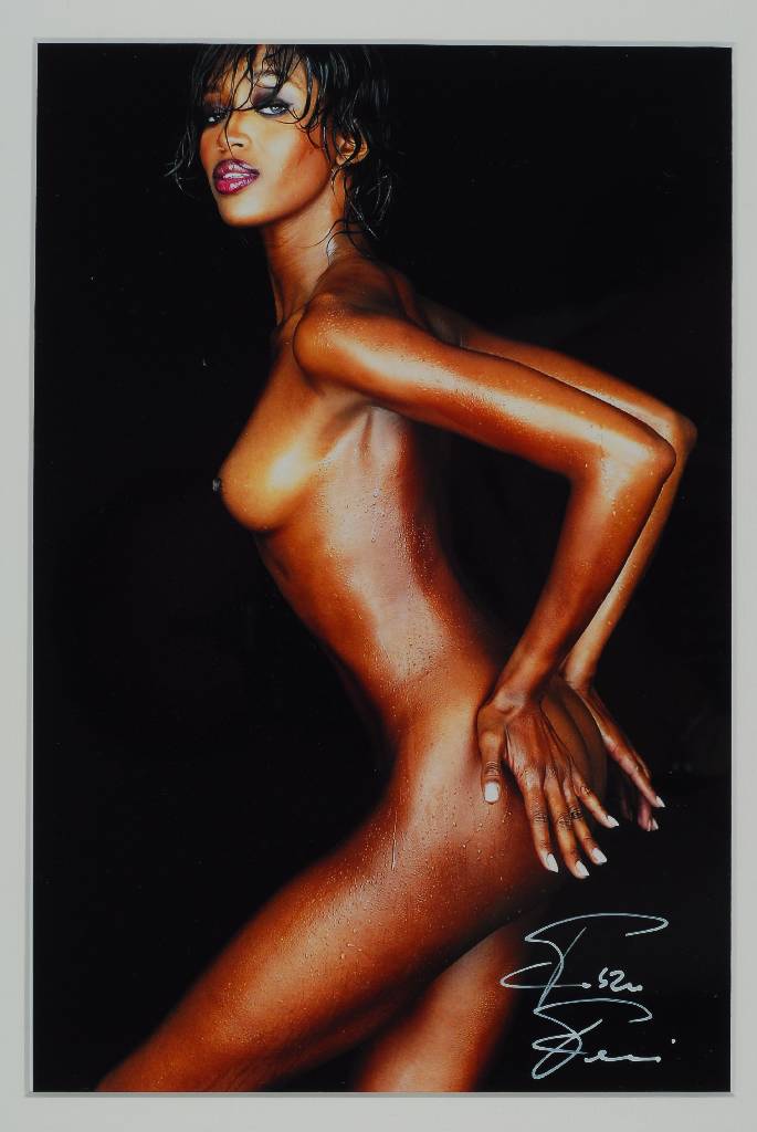 Fabrizio Ferri, geb. 1952, Fotografie, "Naomi Campbell", handsigniert, ca. 28,5x19 cm, unter Glas gerahmt