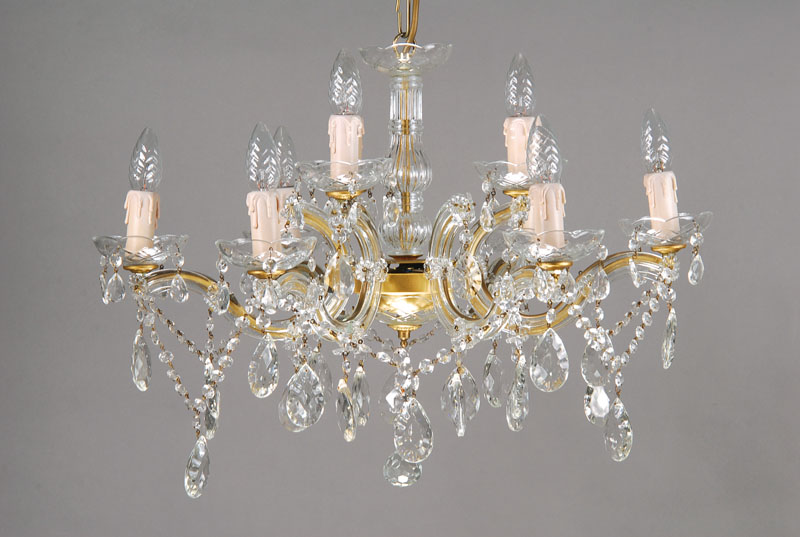 Deckenlampe, wohl Böhmen, Mitte 20. Jh., 9 Brennstellen, H. 40 cm, D. 66 cm, intakt, jedoch nicht geprüft