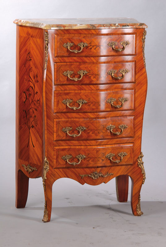 Chiffoniere, Frankreich Mitte 20. Jh., Marmorplatte, Rosenholzfurnier gespiegelt verlegt, bombierte Form, 5-schübig mit rotem Stoff ausgekleidet, ...