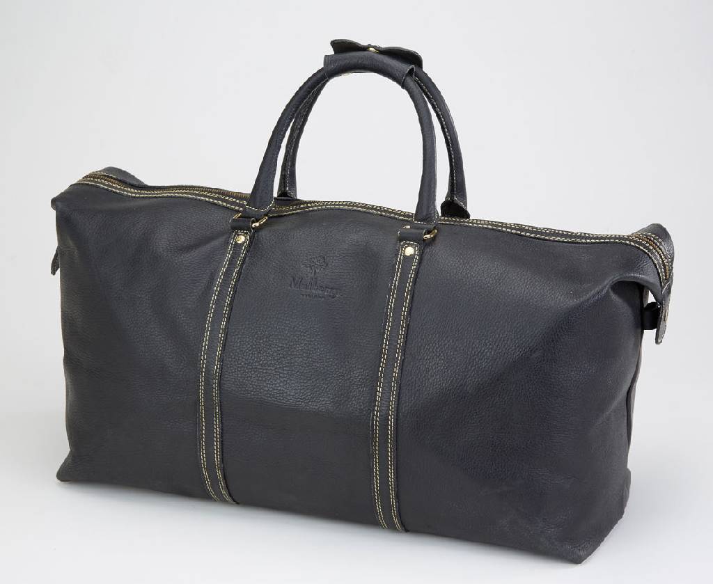 Reisetasche MULBERRY, schwarzes genarbtes Leder, gelb abgesteppte Nähte, 2 Trage- griffe, Reißverschluß, bunt kariertes Stoffinnenfutter mit ...