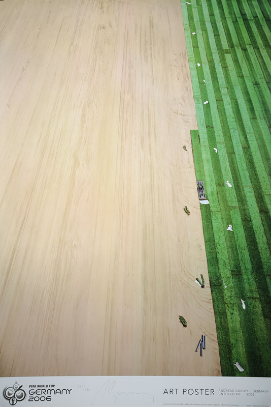 Konvolut aus vier Farboffsets zum FIFA Worldcup Germany 2006, Markus Lüpertz, num. 747/800, Andreas Gursky, num. 569/800, Norbert Bisky, num. ...