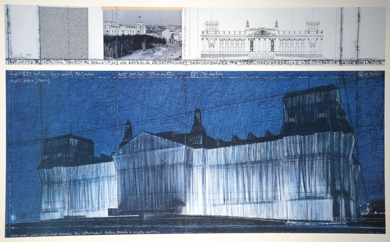 Christo, geb. 1935, Wrapped Reichstag, Farboffset, drucksigniert, ca. 70x100 cm, unter Glas gerahmt