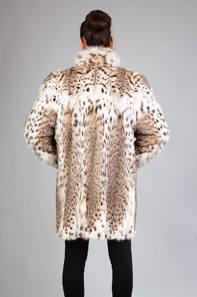 Detail a: Luchskatzen-Longjacke, Gr. ca. 42/44, sehr schöne Maserung, Stehkragen, 2 seitl. Einschubtaschen, champagnerfarb. Innenfutter, Rückenl. ca. 89 cm, ...