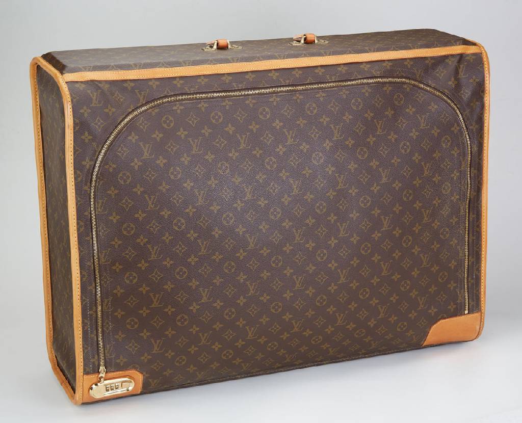 LOUIS VUITTON-Koffer, Monogram Canvas, made in USA, Sonderanfertigung, Griff Rindsleder (beschädigt), Oberseite mit Reißverschluss, großes ...