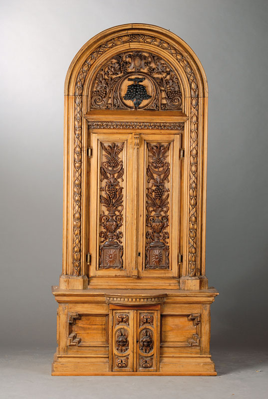 Tabernakel-Schränkchen, Pfalz um 1890/1900, Weichholz, Kiefer, Linde z.T. geschwärzt, schöne Bildhauerarbeit um 1820, sehr aufwending, kein ...