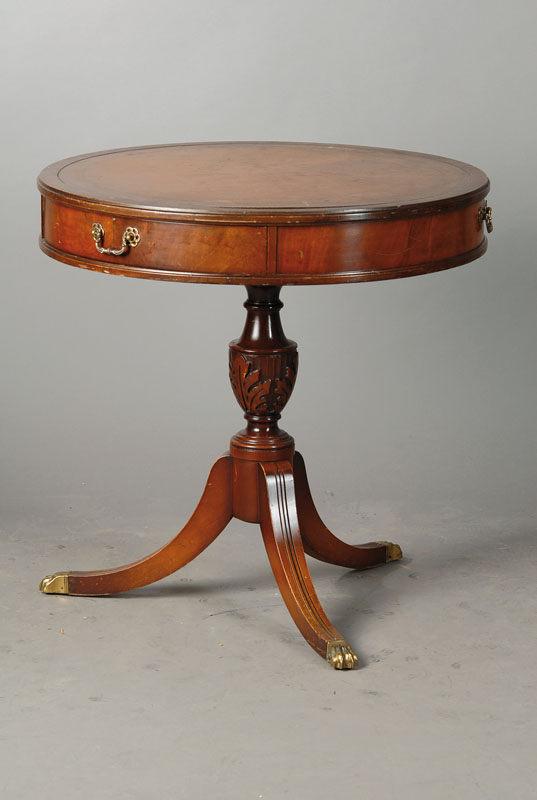 Sog. Drum-Table, Made in USA, Grand Rapids, schlichtes Möbel aus der bekannten "Furniture-City" Michigan in den Vereinigten Staaten, ...