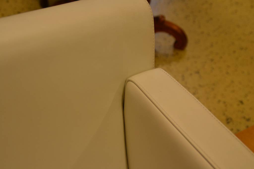 Detail a: Paar Clubsessel, Firma Cor, Modell "Quant", Desiger: Alfred Kleene & Garbiele Assmann, umlaufend gepolstert, kubische Formgebung, mit ...