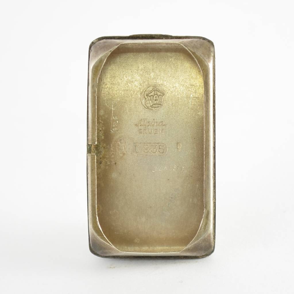 Detail d: ALPINA/GRUEN seltene Herrenarmbanduhr sog. Doctors-Watch, Schweiz um 1935, rechteckiges 935/000 Silbergeh., M. m. Bandanstößen ca. 44 x 20 mm, ...