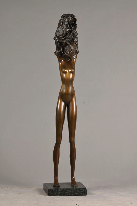 Bruno Bruni, geb. 1935 Gradara, La divina, Bronzeskulptur, signiert und nummeriert 886/1000, auf Marmorsockel, H. ca. 105 cm