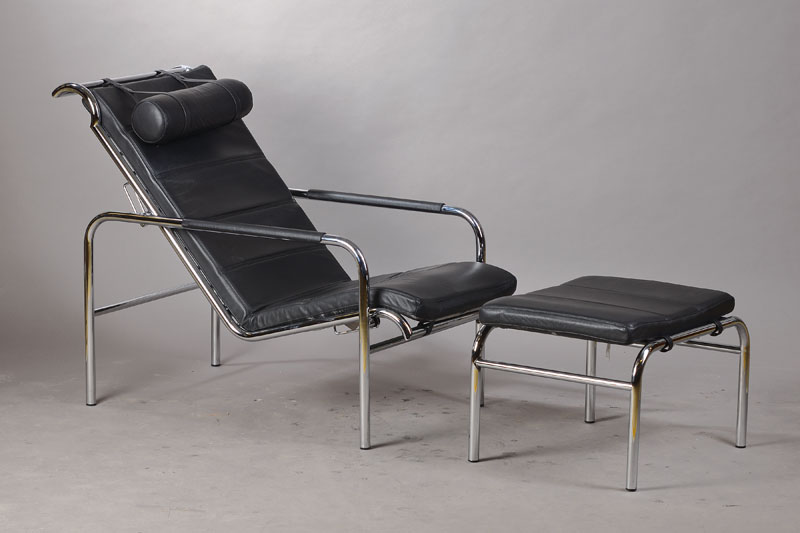 Lounge Chair "Genni" , Stahlrohrgestell verchromt, Liege in schwarzem Leder mit Fußhocker, Gabriele Mucchi Entwurf von 1935, Ausführung: ...