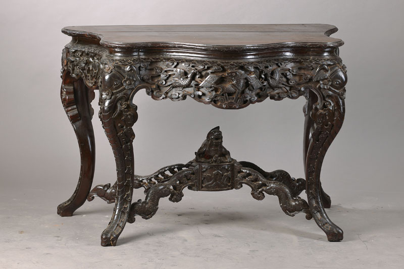 Konsole, China um 1900/10, Palisanderholz, reich beschnitzt u. durchbrochen mit Elefanten u. Glückssymbolen, sehr prunkvoll, Gebr.-Sp., Deckplatte ...