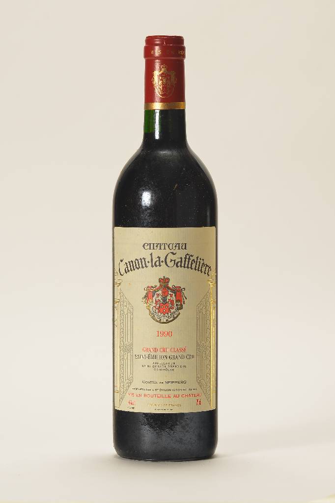 12 Flaschen 1990 Chateau Canon la Gaffeliere , Grand Cru Classe, Saint-Emilion, je ca. 75cl, top shoulder u. besser, in Originalholzkiste, ...