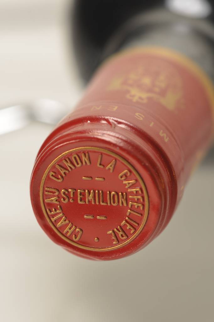 Detail a: 12 Flaschen 1990 Chateau Canon la Gaffeliere , Grand Cru Classe, Saint-Emilion, je ca. 75cl, top shoulder u. besser, in Originalholzkiste, ...