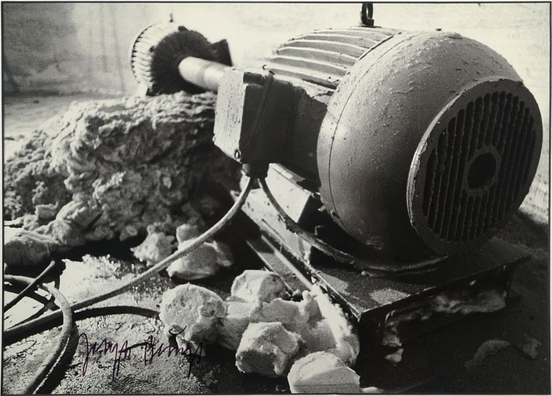Joseph Beuys, 1921-1986, Werner Krüger, geb. 1917, Fotografie von Joseph Beuys, Silbergelatineabzug, handsigniert von Beuys, rückseitig nummeriert ...
