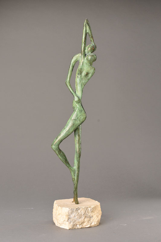 L. Gonzales, spanischer Künstler, 20. Jh., männlicher u. weiblicher Akt, als Einheit in der Pieruette gesehen Bronze patiniert, elegante ...