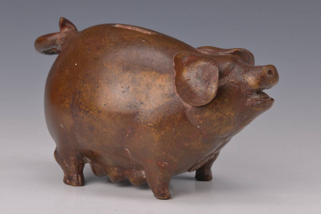 Gernot Rumpf, geb. 1941 Kaiserslautern, Sparschwein, Bronzeskulptur, monogrammiert und nummeriert 20/25, Gießerstempel, H. ca. 12 cm, L. ca. 21 cm