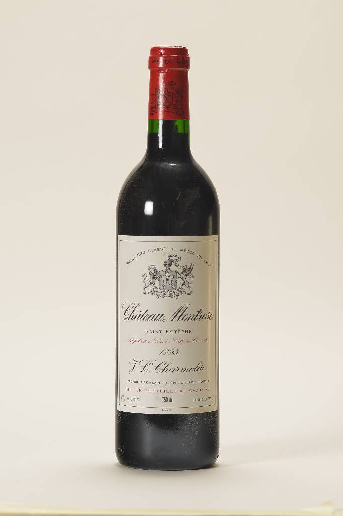 12 Flaschen 1993 Chateau Montrose, J. L. Charmelüe, Saint-Estephe, high fill, je ca. 75cl, unverkostet, sehr guter Zustand, in Originalholzkiste