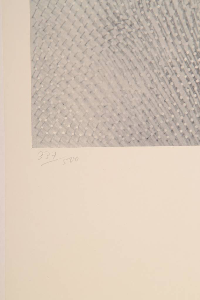 Detail b: Günther Uecker, geb. 1930, Ohne Titel, num. 337/500, handsign. und dat. 71, ca. 60x50 cm, rückseitig leicht besch., Lichtrand
