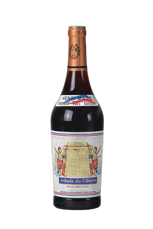 1 Flasche 1985 Henri Maire Au Chateau Monfort , Arbois du Citoyen, Bicentenaire de La Revolution Francaise, ca. 75 cl, bis zur Kapsel gefüllt, ...