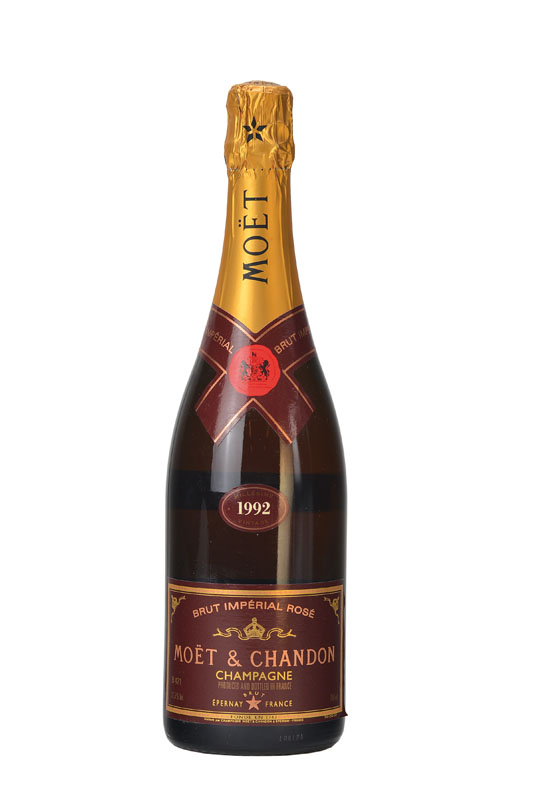 3 Flaschen Moet & Chandon Brut imperial Rose , champagne, Jahrgänge: 2 x 1992 u. 1x 1993,Abstand zwischen Flaschenboden und Wein: ca. 1-1,3 cm, je ...