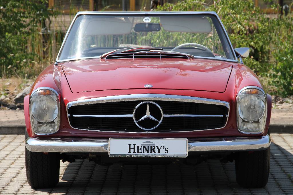 Detail a: Mercedes-Benz 280SL Pagode, EZ 06.1969, 2.Hand (in Deutschland), Laufleistung ca. 160.000 km, 125 KW/ 170 PS, H-Kennzeichen, TÜVbis 11.2016, ...