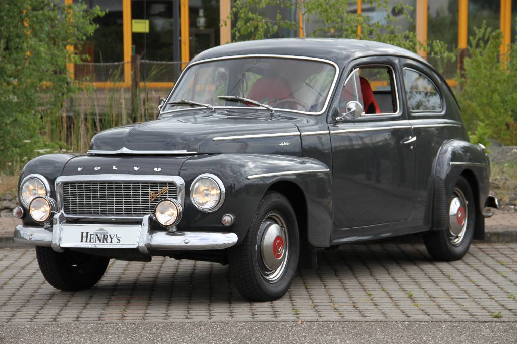 Volvo PV 544, EZ 11.1962, Laufleistung 65.364 km abgelesen, H-Zulassung, 59 kW/ 80 PS, 4-Gang Schaltgetriebe, grau, Schalensitze Kunstleder ...
