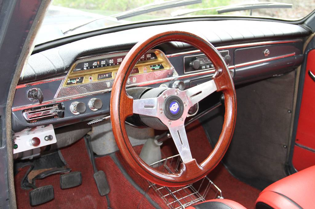 Detail g: Volvo PV 544, EZ 11.1962, Laufleistung 65.364 km abgelesen, H-Zulassung, 59 kW/ 80 PS, 4-Gang Schaltgetriebe, grau, Schalensitze Kunstleder ...