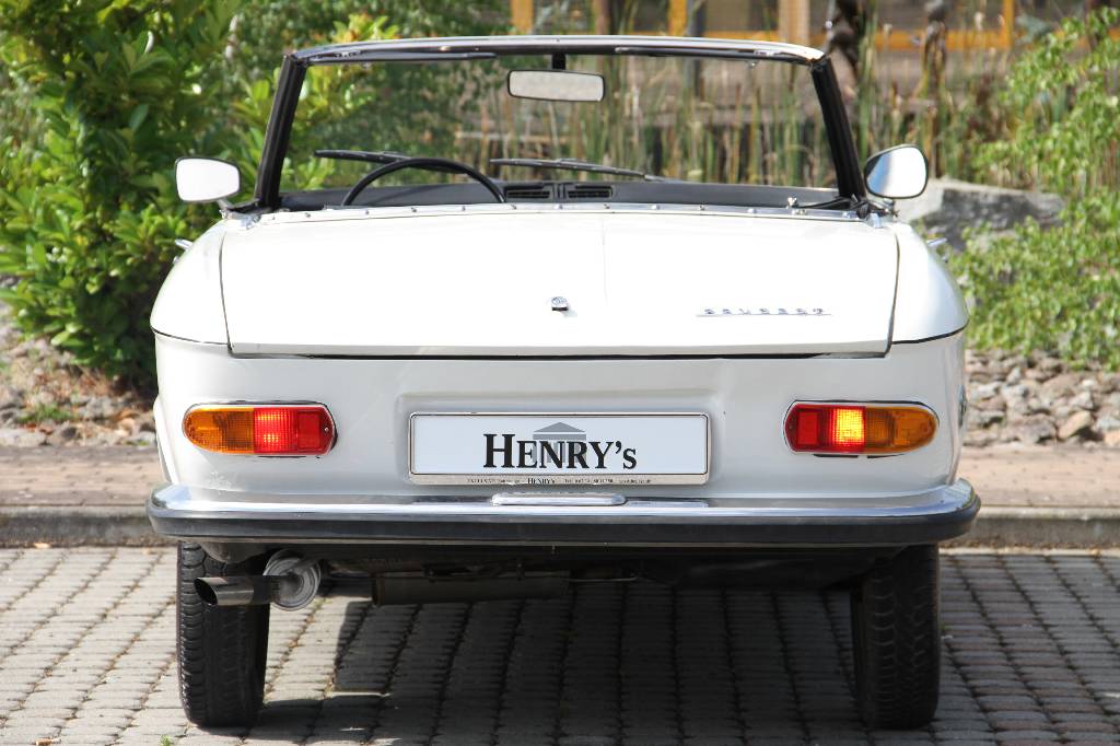Detail c: Peugeot 204 Cabriolet, EZ 04.1975, Laufleistung 98.538 km abgelesen, 40 kW/ 54 PS, Handstockschaltgetriebe, weiß, Kunstleder schwarz, spanische ...