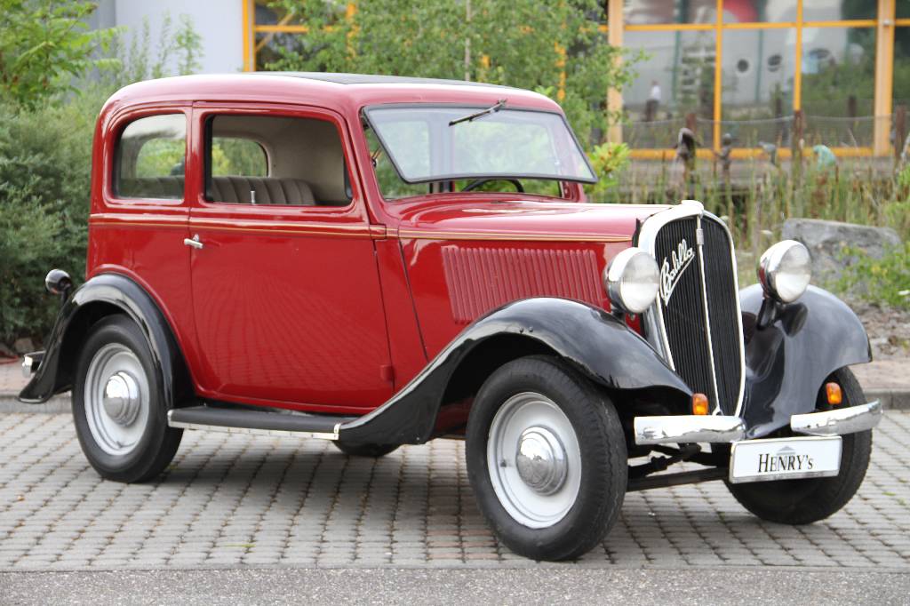 Fiat 508 S Balilla, EZ 10.1934, Laufleistung46.442 km abgelesen, 22 KW/ 30 PS, Schaltgetriebe, rot/schwarz, Stoffsitze in grau, spanische Papiere, ...