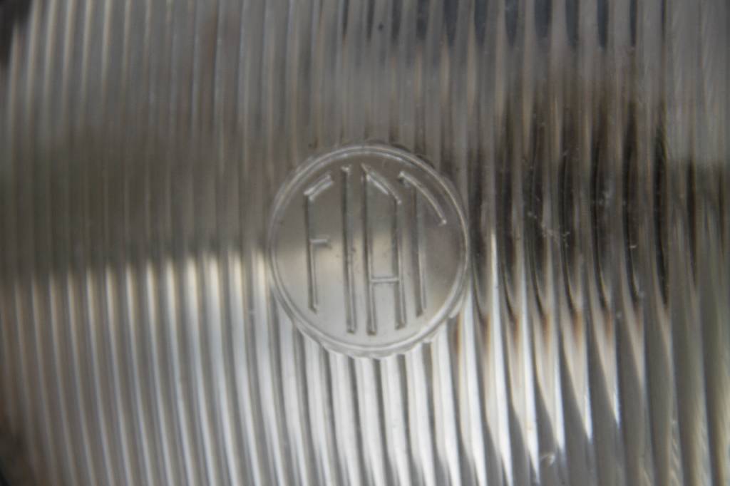 Detail f: Fiat 508 S Balilla, EZ 10.1934, Laufleistung46.442 km abgelesen, 22 KW/ 30 PS, Schaltgetriebe, rot/schwarz, Stoffsitze in grau, spanische Papiere, ...