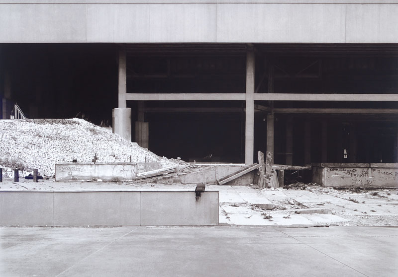 Beate Gütschow, geb. 1970 Mainz, lebt in Berlin, 1993-00 Studium der Freien Kunst an der HfBK, Hamburg, 2001 Stipendium Villa Aurora, Los Angeles; ...