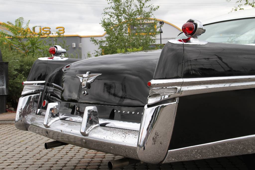 Detail g: Chrysler Imperial 2-Door Southampton Coupé, EZ 05.1956, Laufleistung 78.000 km, 200 KW/ 272 PS, H-Zulassung, Automatikgetriebe, schwarz mit weißem ...
