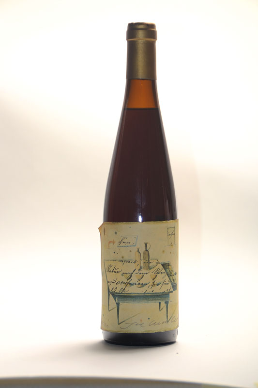 Joe Hackbarth, 1931-2000, Künstleretikett auf einer Flasche 1983er Freinsheimer Musikantenbuckel, handsigniert und nummeriert 35/40, 0.75l, orig. ...