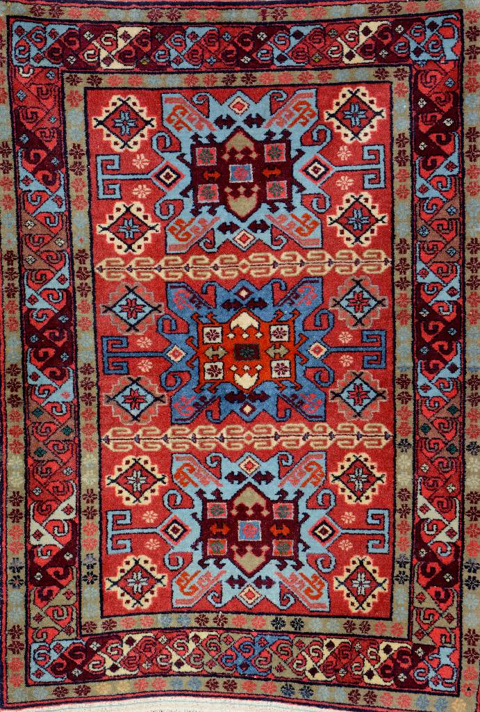 Eriwan, Russland, ca. 40 Jahre, Wolle auf Baumwolle, ca. 120 x 84 cm, EHZ: 2