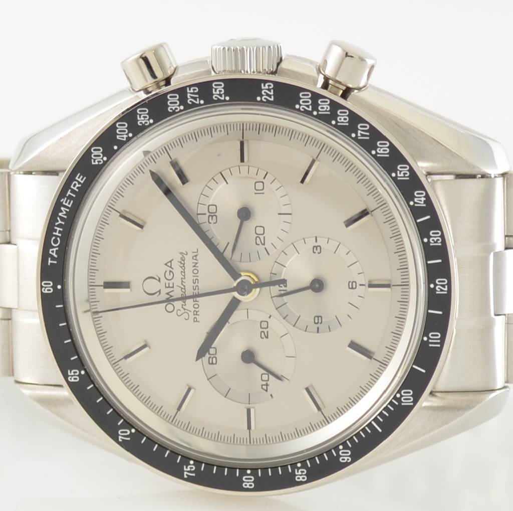 Detail a: OMEGA feiner & extrem seltener Armbandchronograph Speedmaster Professional Apollo XI 1969 in WG 750/000, Schweiz 1980, Handaufzug, Ref. BC 345.0802, ...