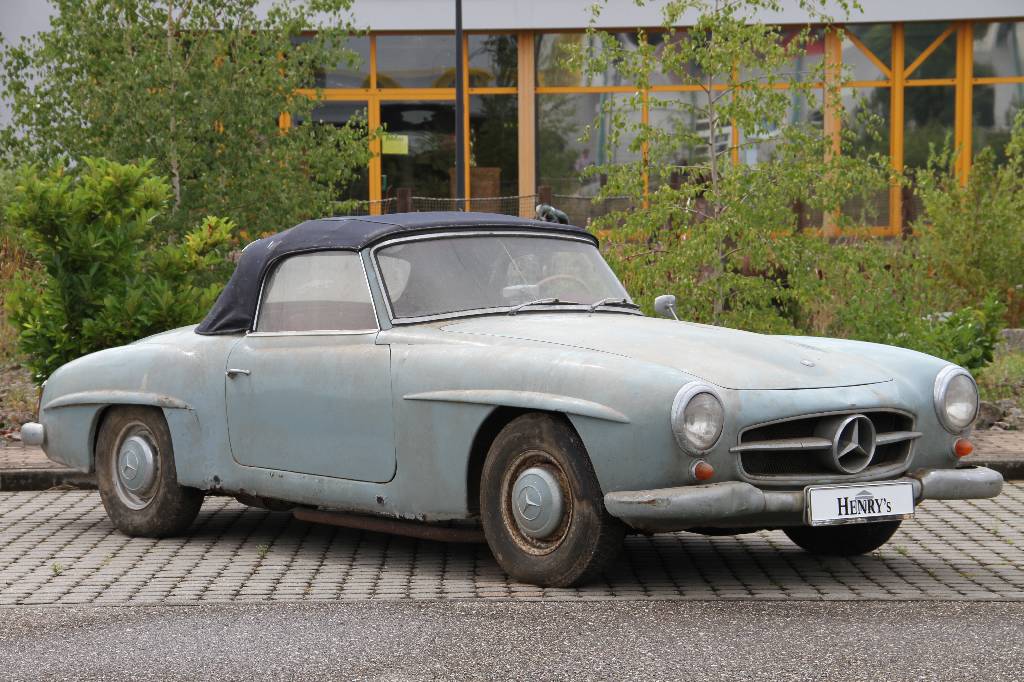 Mercedes-Benz 190 SL W 121 B II, EZ 1961, Familienintern 3. Hand, Laufleistung ca. 136.000 km, 77 kW/ 105 PS, 4-Gang Schaltgetriebe, hellblau, Leder ...